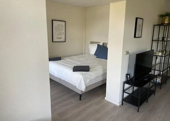 דירה Cozy And Centrally Located - 6 Persons *